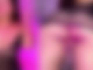 KiaraMae's Live Sex Cam Show