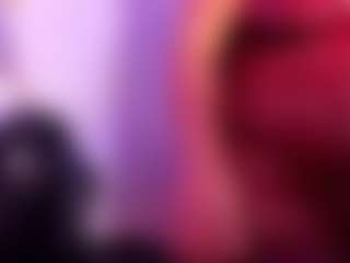 Live cam show with LillyCupcake - Shaved Pussy on Dolls Live