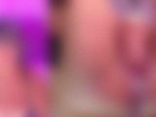 Live cam show with LillyCupcake - Petite on Gym Cam Girls