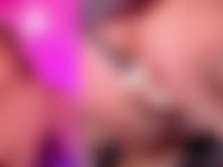 Live cam show with LillyCupcake - Petite on galaxygirlnitro.com
