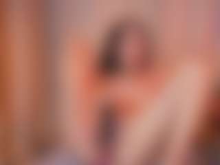 Live cam show with Ari - Thin on Camsoda