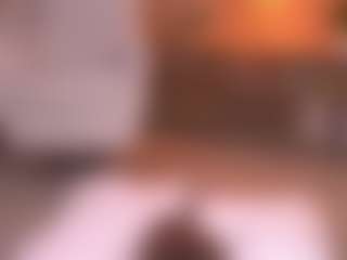 Live cam show with Ari - White on Camsoda | colombia