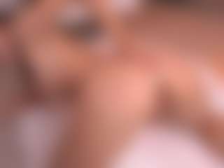 Live cam show with Ari - Anal on Camsoda
