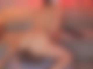 Live cam show with Ari - Ass Bouncing on Soda Cam