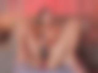Live cam show with Ari - Lush Brown Hair on Camsoda