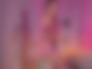 Live cam show with Ari - Deepthroat on Milfs Live