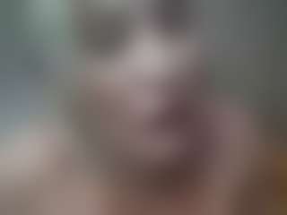 lucyloo92's Live Sex Cam Show