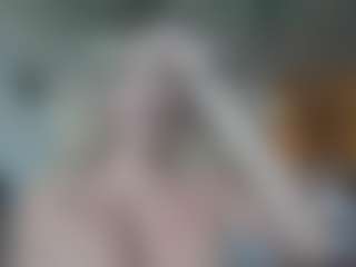 lucyloo92's Live Sex Cam Show