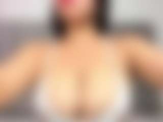 Lunasilk's Live Sex Cam Show
