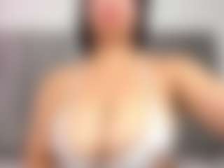 Lunasilk's Live Sex Cam Show