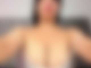 Lunasilk's Live Sex Cam Show