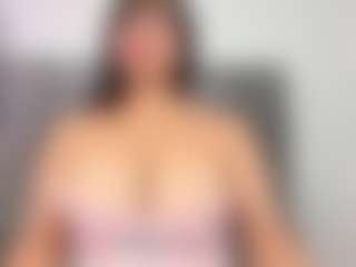 Lunasilk's Live Sex Cam Show