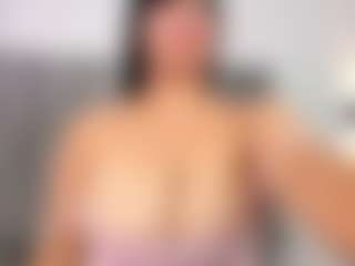 Lunasilk's Live Sex Cam Show