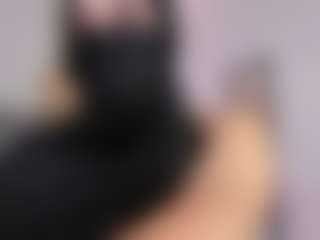 Lunasilk's Live Sex Cam Show