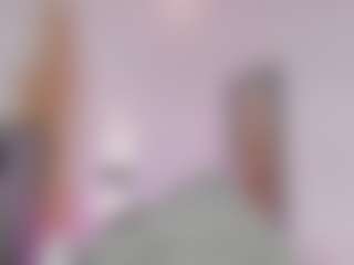 Lunasilk's Live Sex Cam Show