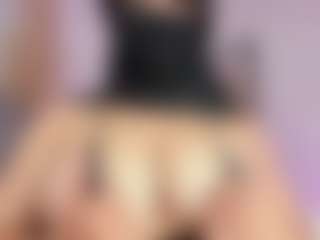 Lunasilk's Live Sex Cam Show