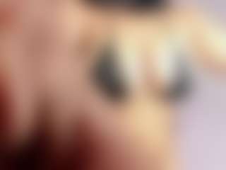 Lunasilk's Live Sex Cam Show