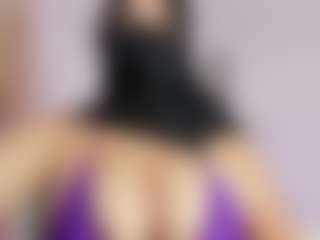 Lunasilk's Live Sex Cam Show