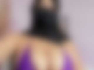 Lunasilk's Live Sex Cam Show