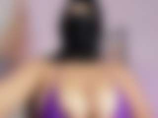 Lunasilk's Live Sex Cam Show