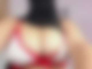 Lunasilk's Live Sex Cam Show