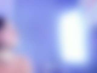 MiaHills's Live Sex Cam Show