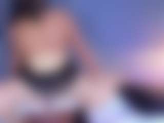 MiaHills's Live Sex Cam Show