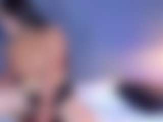 MiaHills's Live Sex Cam Show