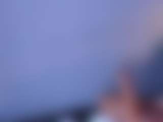 MiaHills's Live Sex Cam Show