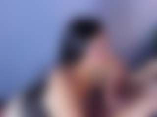 MiaHills's Live Sex Cam Show