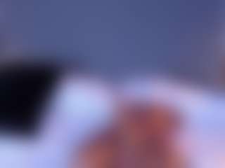 MiaHills's Live Sex Cam Show