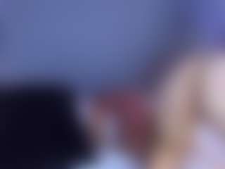 MiaHills's Live Sex Cam Show