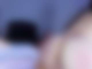 MiaHills's Live Sex Cam Show
