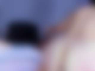 MiaHills's Live Sex Cam Show