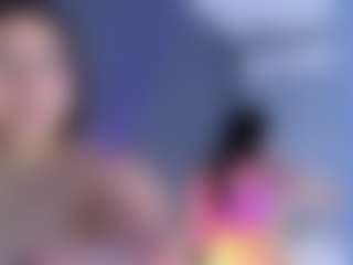 MiaHills's Live Sex Cam Show
