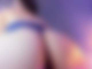 MiaHills's Live Sex Cam Show