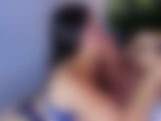 MiaHills's Live Sex Cam Show