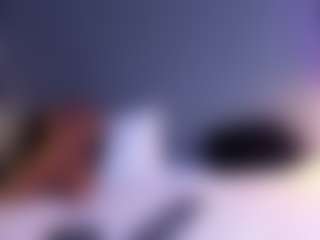 MiaHills's Live Sex Cam Show