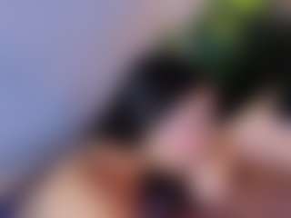 MiaHills's Live Sex Cam Show