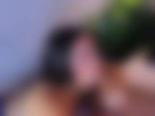 MiaHills's Live Sex Cam Show
