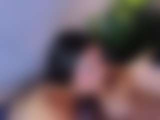 MiaHills's Live Sex Cam Show
