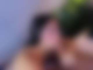 MiaHills's Live Sex Cam Show
