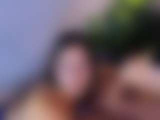 MiaHills's Live Sex Cam Show