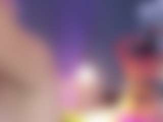MiaHills's Live Sex Cam Show