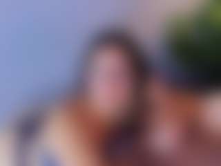 MiaHills's Live Sex Cam Show