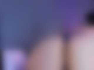 MiaHills's Live Sex Cam Show
