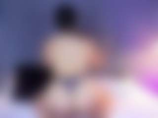 MiaHills's Live Sex Cam Show