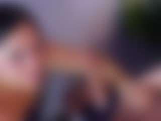 MiaHills's Live Sex Cam Show