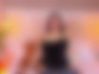 MiaHills's Live Sex Cam Show