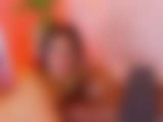 MiaHills's Live Sex Cam Show